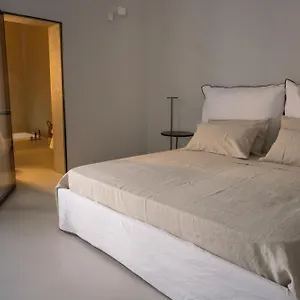 https://palazzo-console.lecce-hotels.com