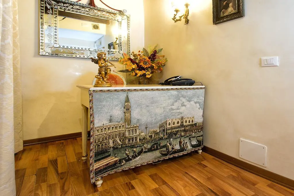 Ca' Della Loggia Bed & Breakfast Venice