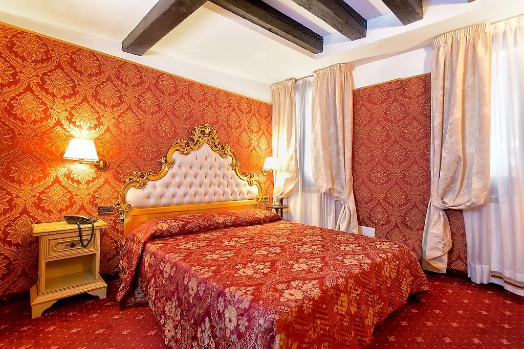 Ca' Della Loggia Bed & Breakfast Venice