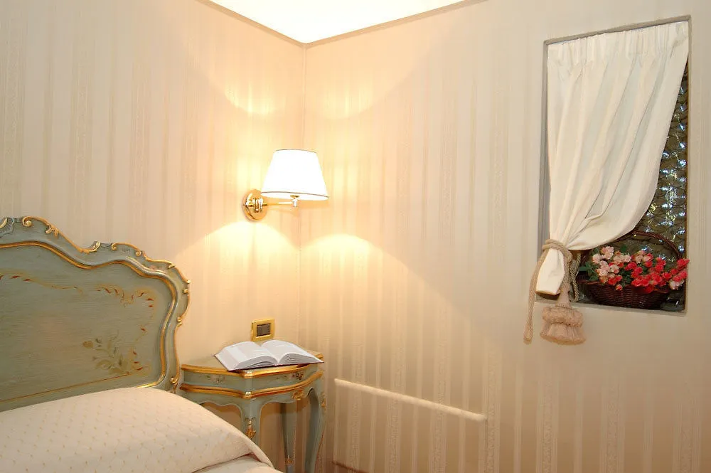 **  Ca' Della Loggia Bed & Breakfast Venice Italy